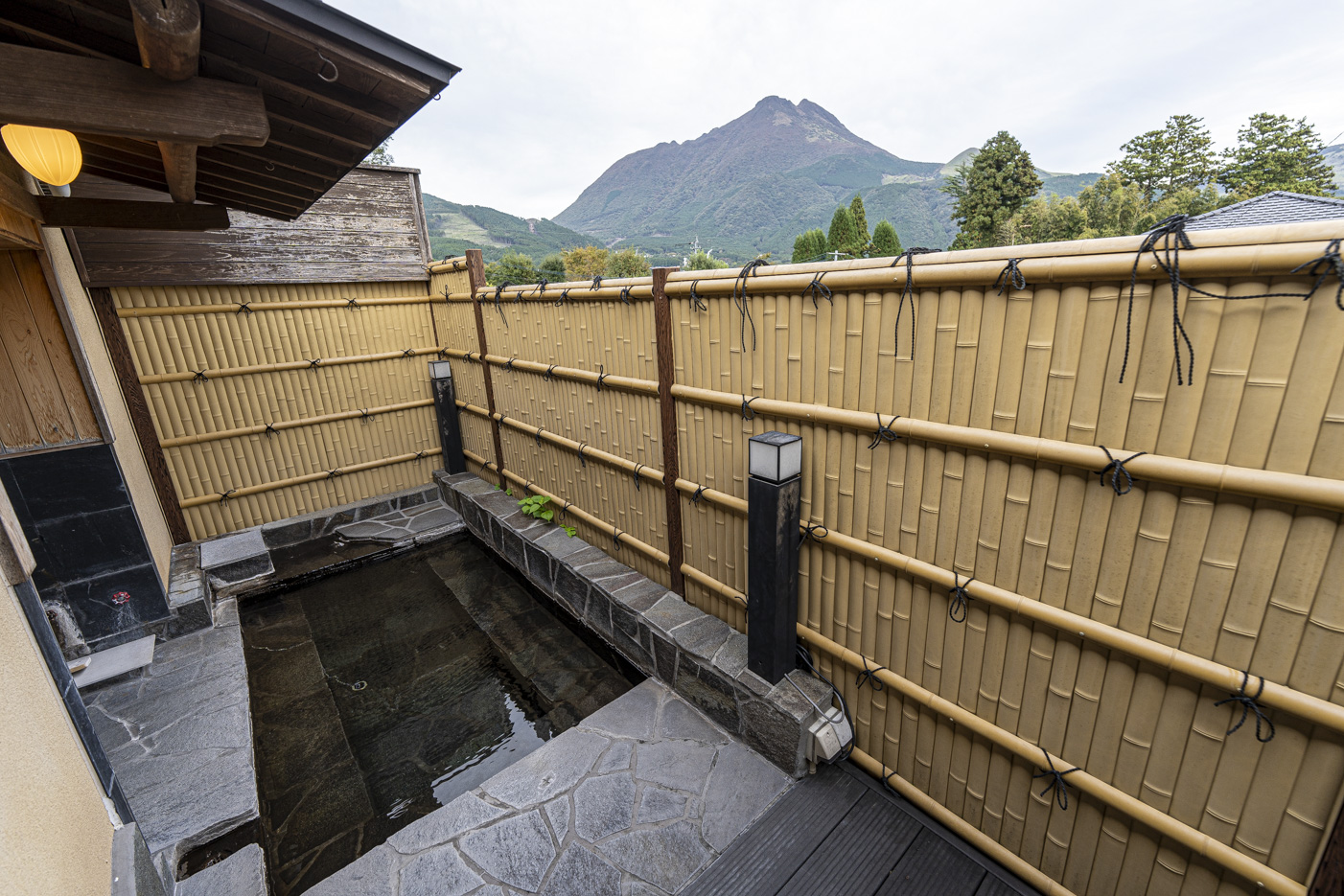 Onsen Ryokan Yamanami — original source photograph