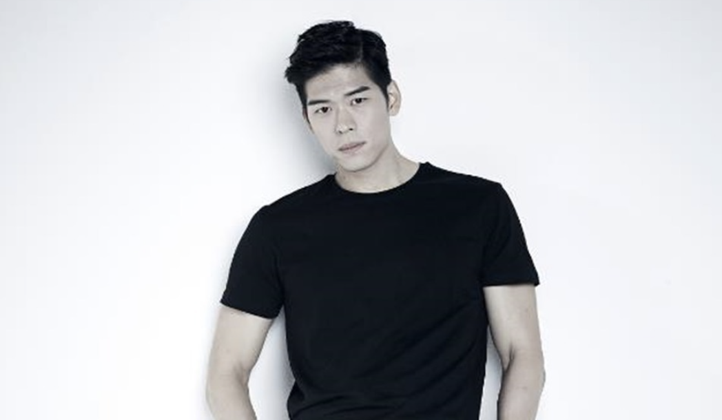 오스틴강 프로필 화보