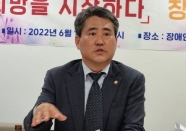 송진호 변호사 군 경력