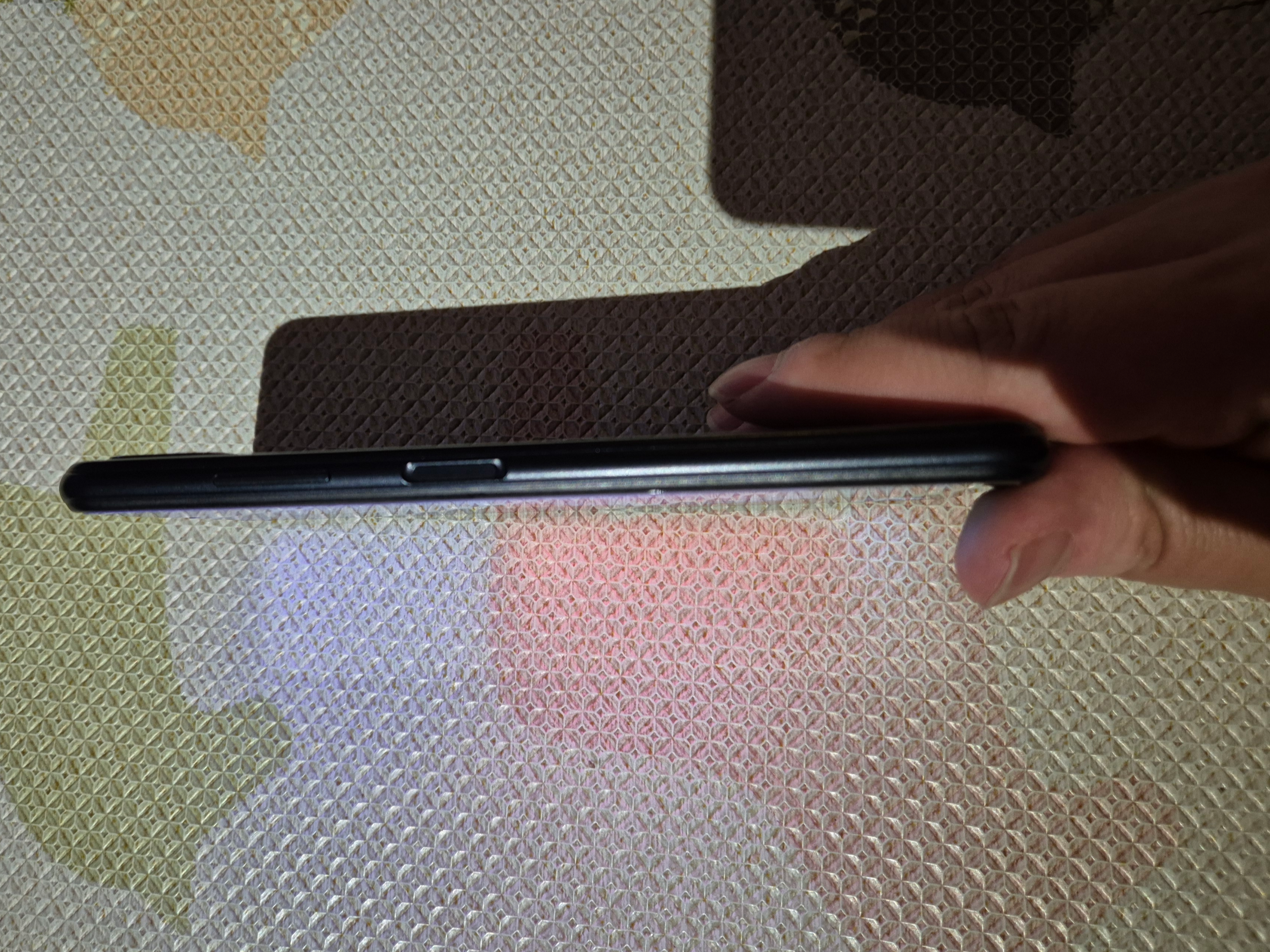 갤럭시 버디 측면버튼