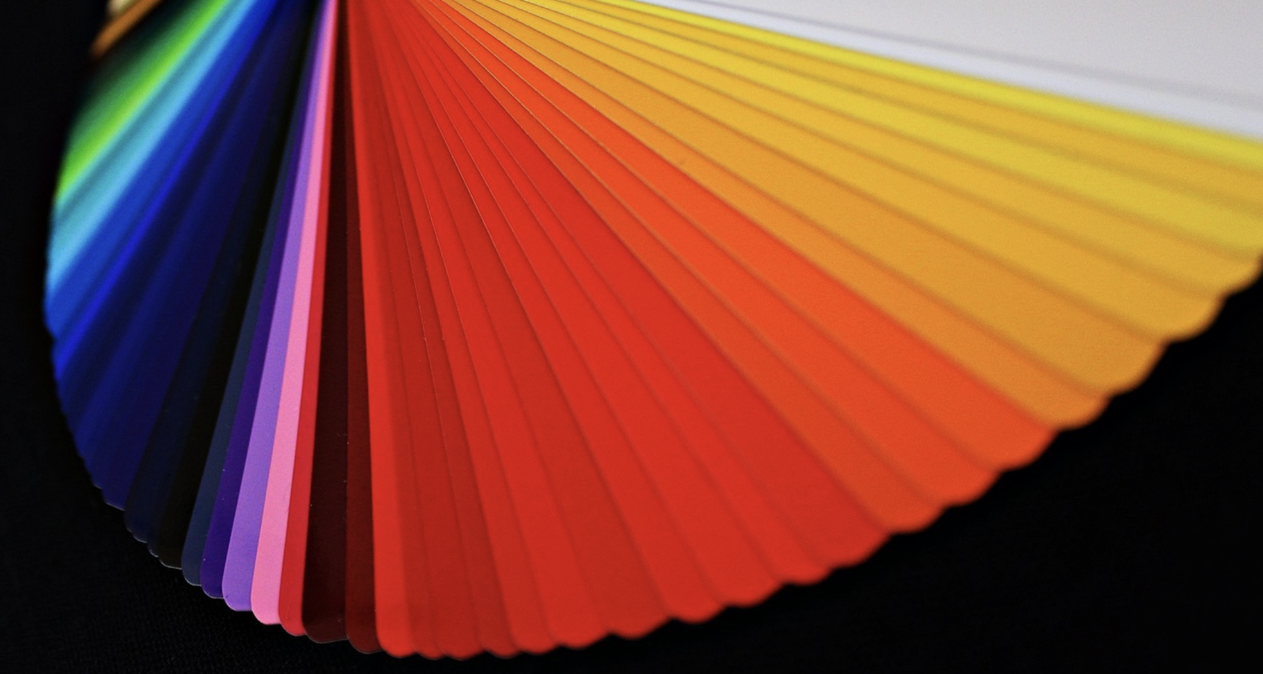 지브리 애니메이션의 색채 심리학: 스크린에 물든 감정의 팔레트와 메시지의 향연