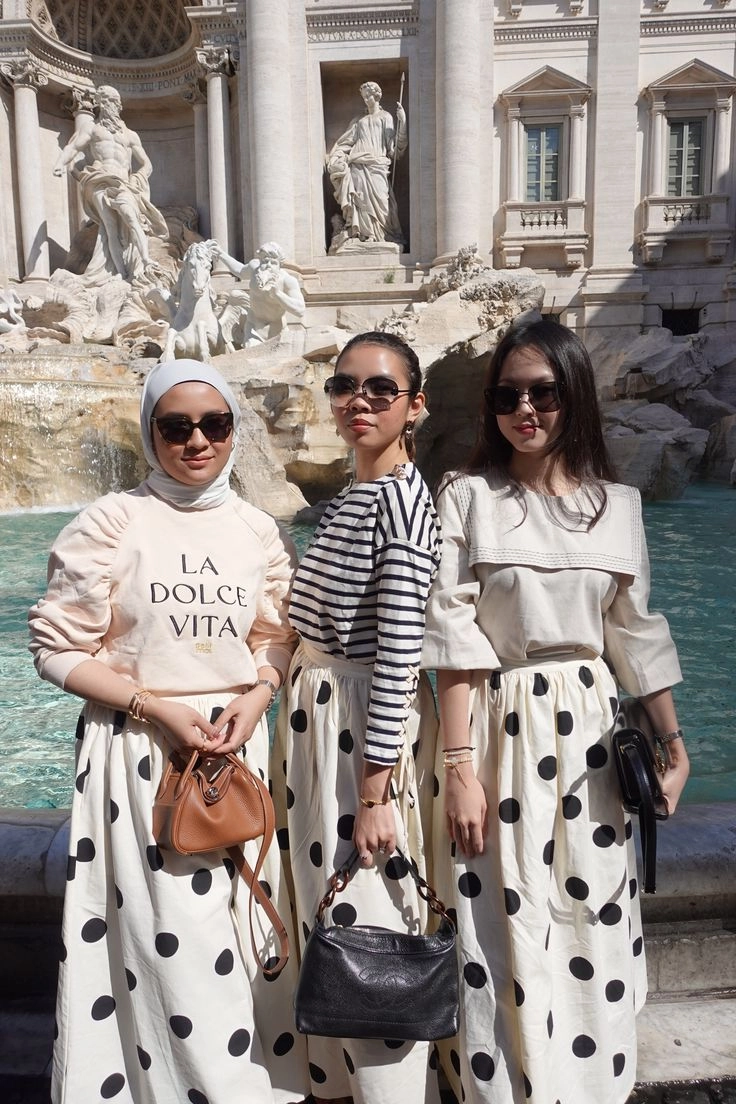 Comfortable-women's-fashion-in-Malaysia-image