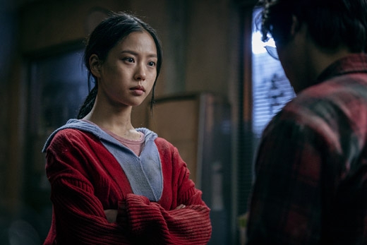 아무도 없는 숲속에서 고민시