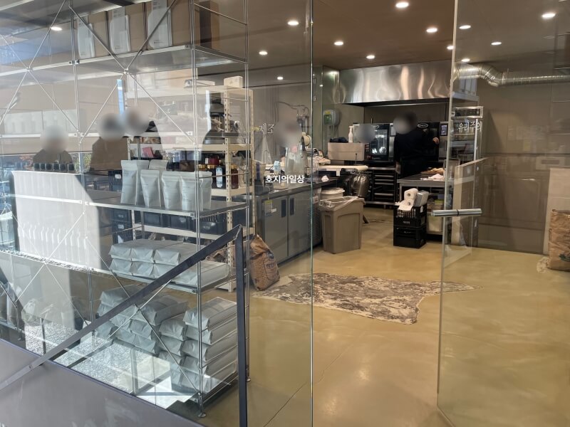 김포 카페 카페진정성 기점 핫플 - 2층 베이킹