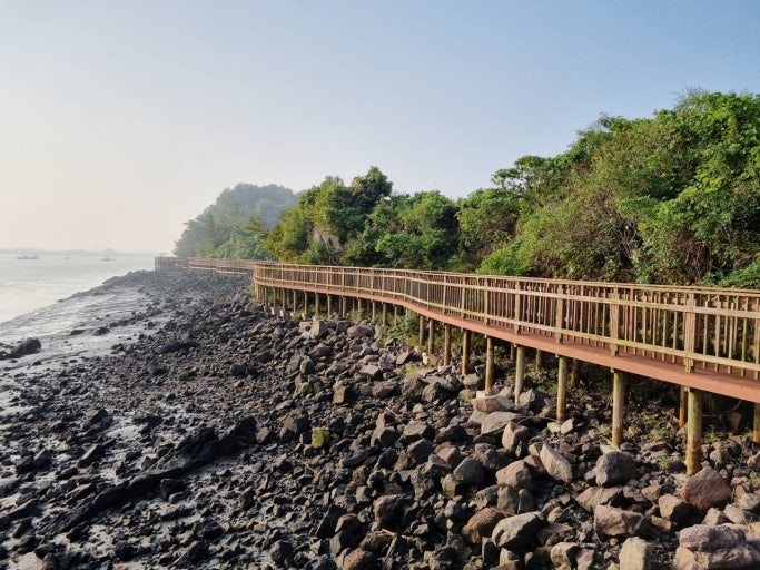 황산도 해안탐방로 관련 사진첨부