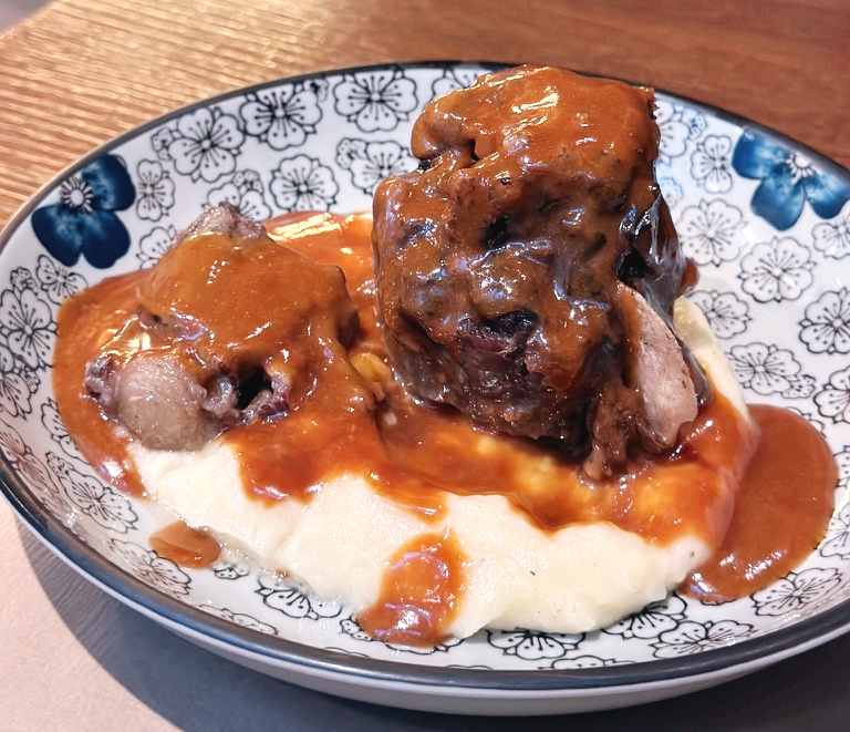 살 고르다 소꼬리찜