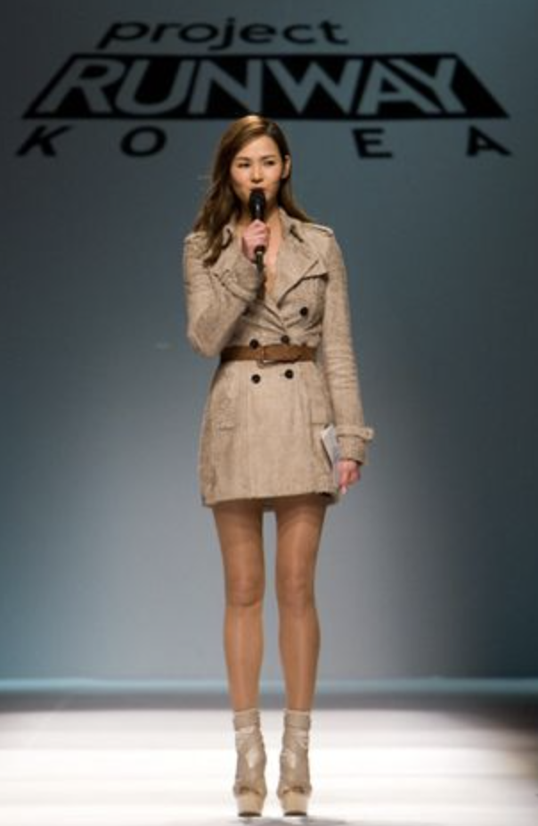 모델 이소라 프로젝트 런웨이 MC 현장 모습