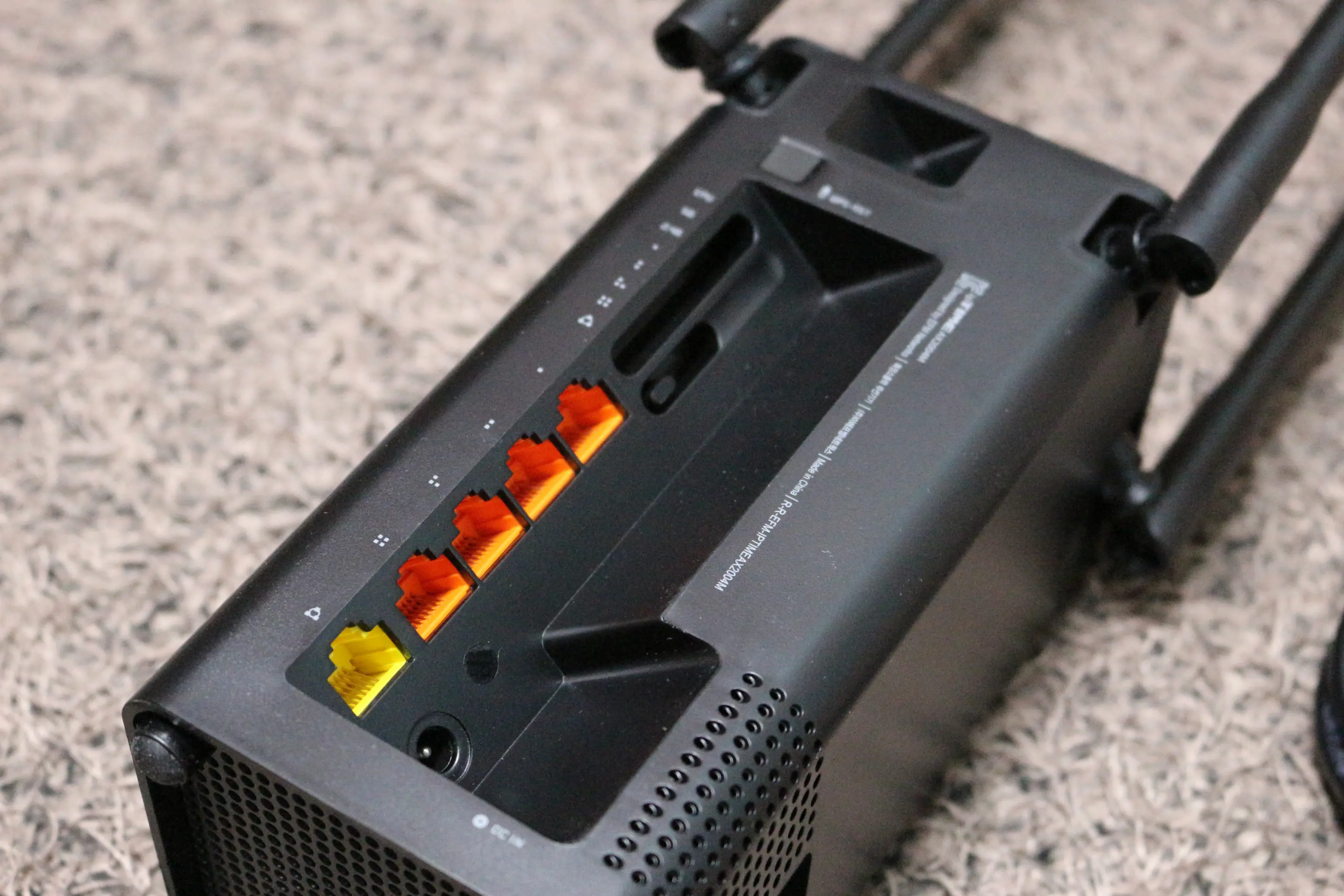 iptime ax2004m 후면 랜 및 led