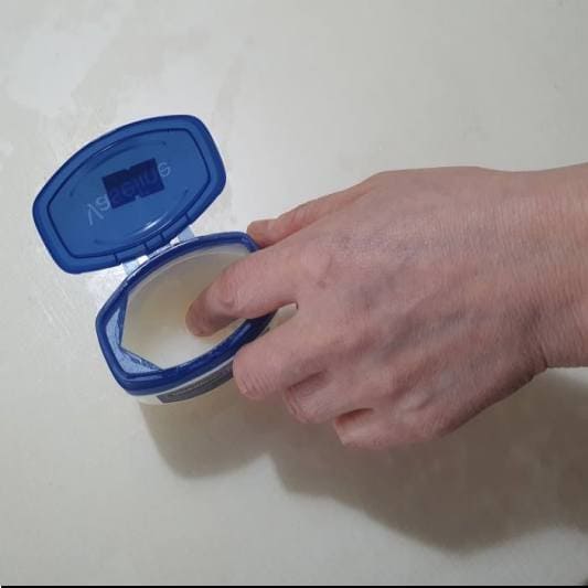 바세린 효능 및 구성 성분 활용법과 주의사항