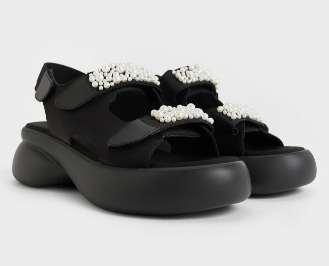 찰스앤키스 비즈 스트랩 통굽 샌들 1