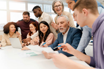 서울 청년이라면 최대 540만 원 + 240만 원! 지금 신청하세요