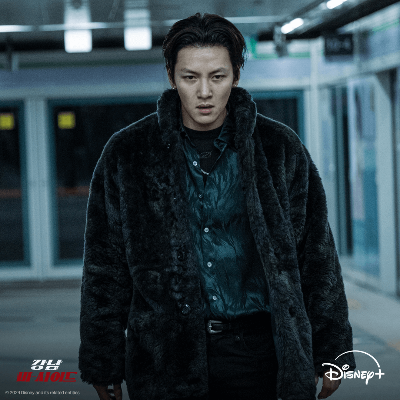 드라마 강남 비-사이드 스틸컷, 지창욱 출처:디즈니+코리아 인스타그램.