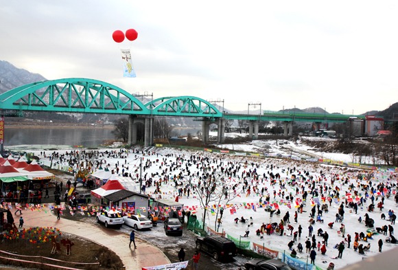 가평 청평 북한강 대성리 송어축제
