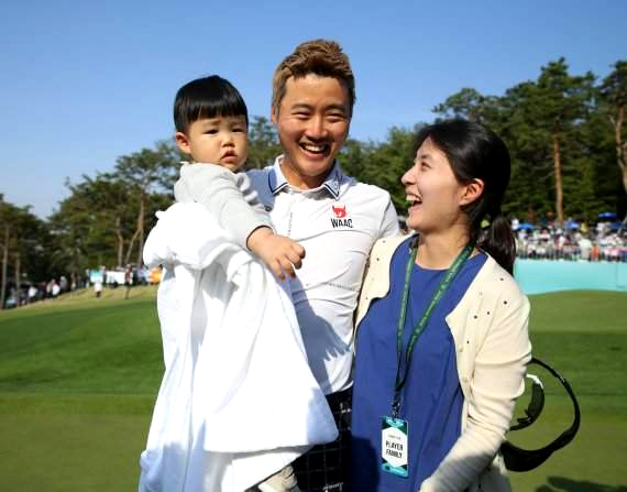 이태희 프로 프로필 ❘ 골프선수 나이 결혼 경력 수상