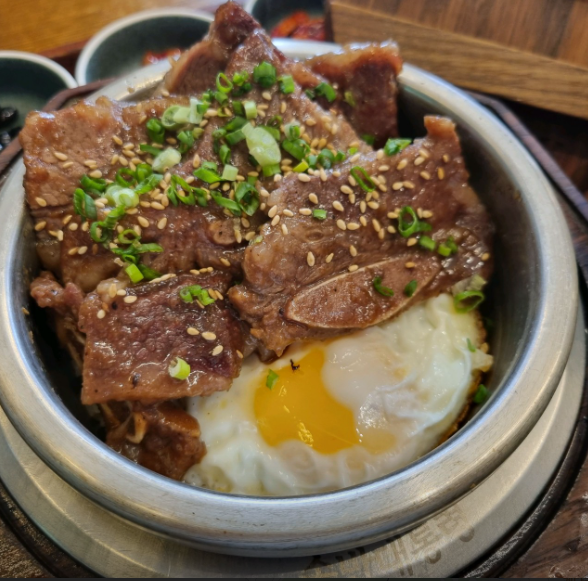 생생정보 퓨전솥밥 퓨전파스타 la갈비솥밥 전복버터솥밥 미나리명란구이솥밥 게장새우솥밥 기다려야 제맛 경기도 고양시 이경양식당