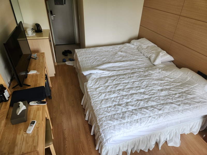 국군-서귀포호텔-객실내부 1