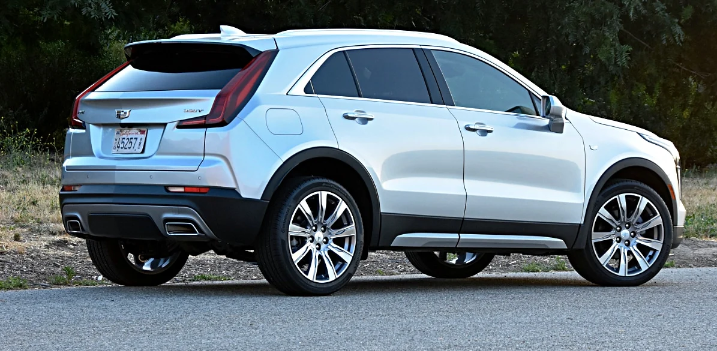 2023 캐딜락 XT4: 2022년 소형 럭셔리 SUV 시장의 강자