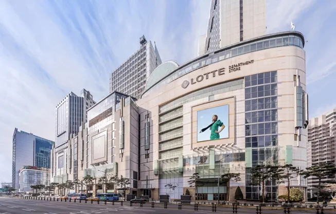 굿파트너 촬영지 롯데백화점 명동