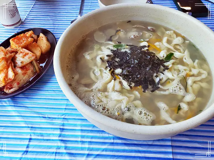 어서와 한국은 처음이지 얼큰 손칼국수 바지락 칼국수 고기 김치 만두 스웨덴 친구들 편 강화도 석모도 맛집 위치