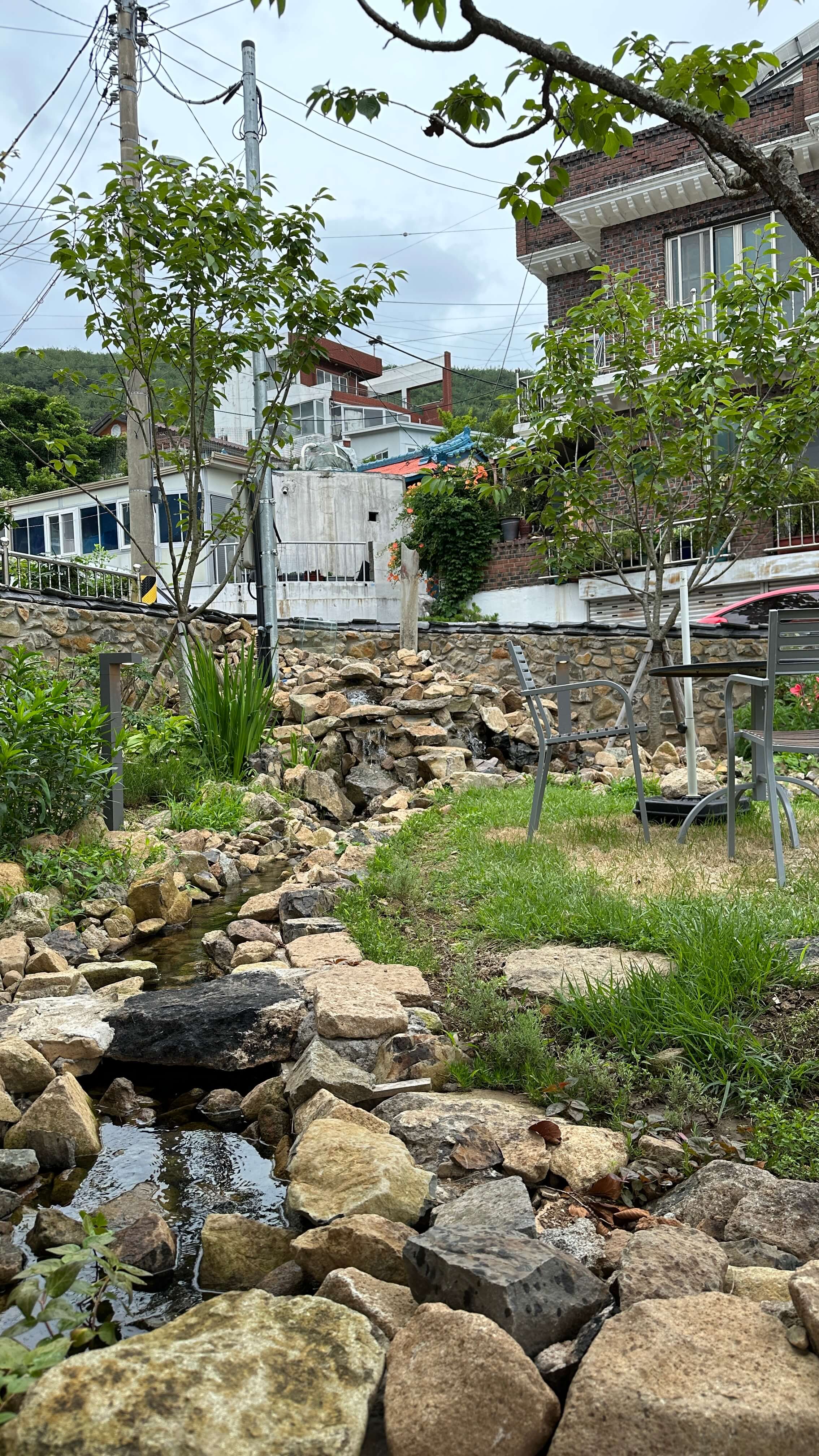 돌샘길