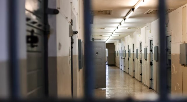 교도소