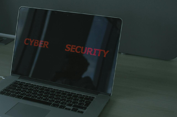 해킹. 사이버공격 이미지. 기사와 직접적인 관련이 없는 사진 [사진=픽셀스@cottonbro studio]