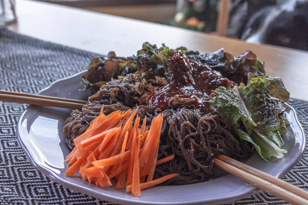 비빔막국수