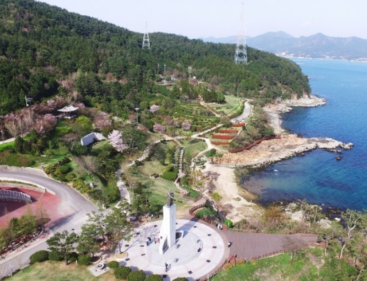 경남 여행지 추천 ❘ 통영 가볼만한 곳 베스트 10. 이순신공원