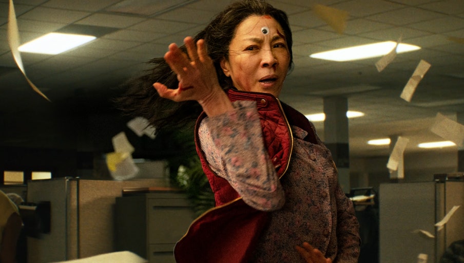 영화<Everything Everywhere All at Once>줄거리,등장인물,평점,명언