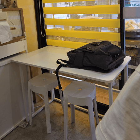 복길이분식 내부