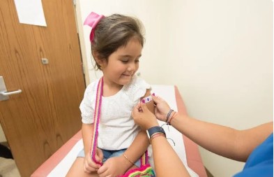 홍역 예방 접종 관련 사진