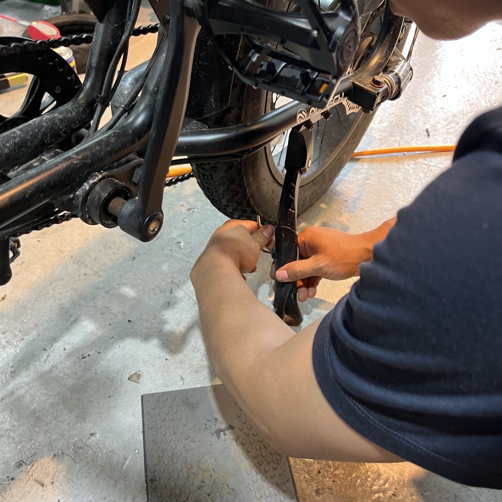 AU테크 엑스트랙 몬스터 B 브레이크 소음 : 수원 전기자전거 수리