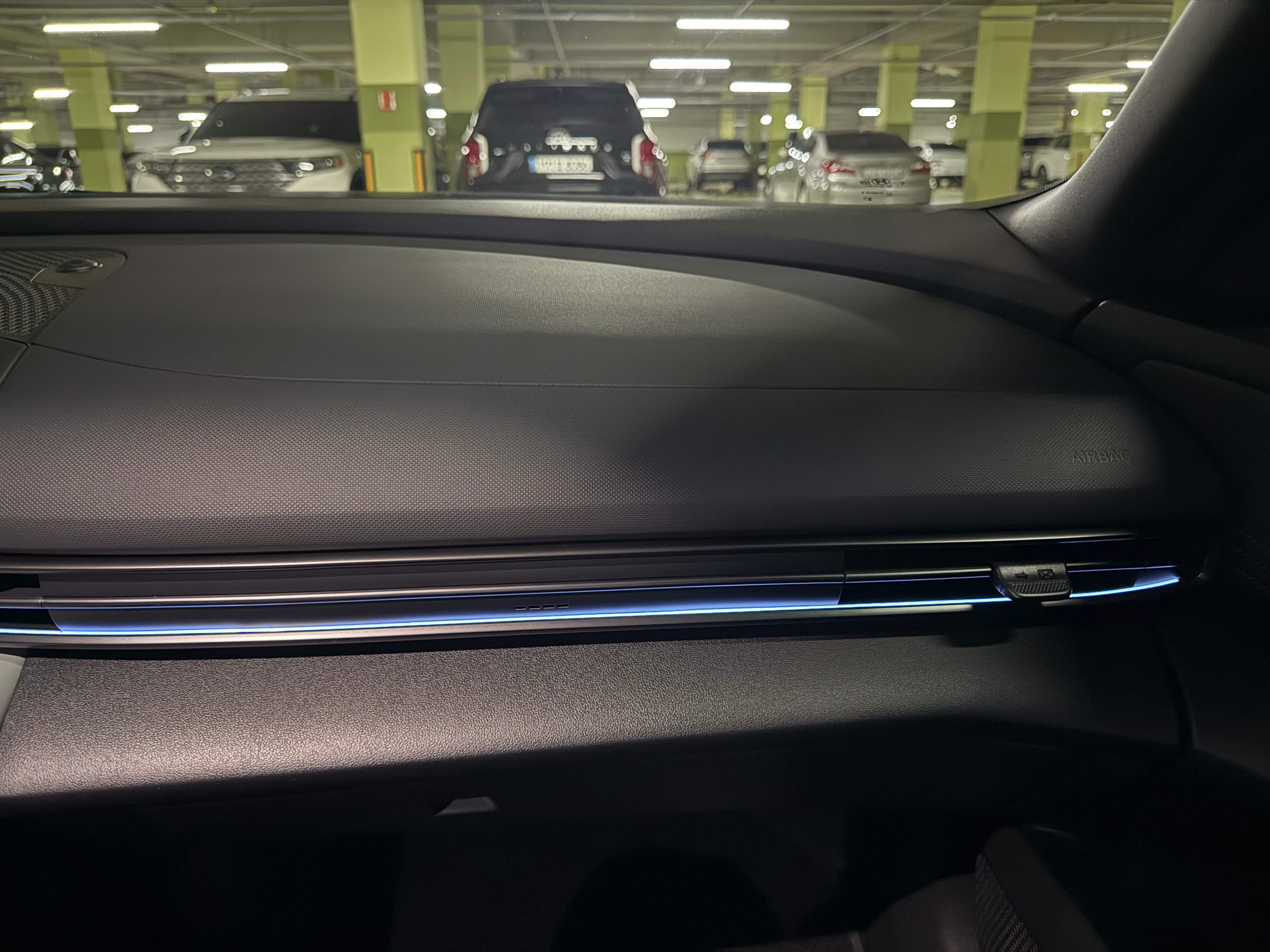 아반떼 CN7 세이지 그린