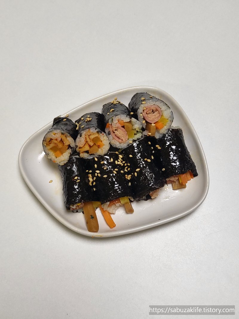 참치햄말이 미니 김밥 완성 1
