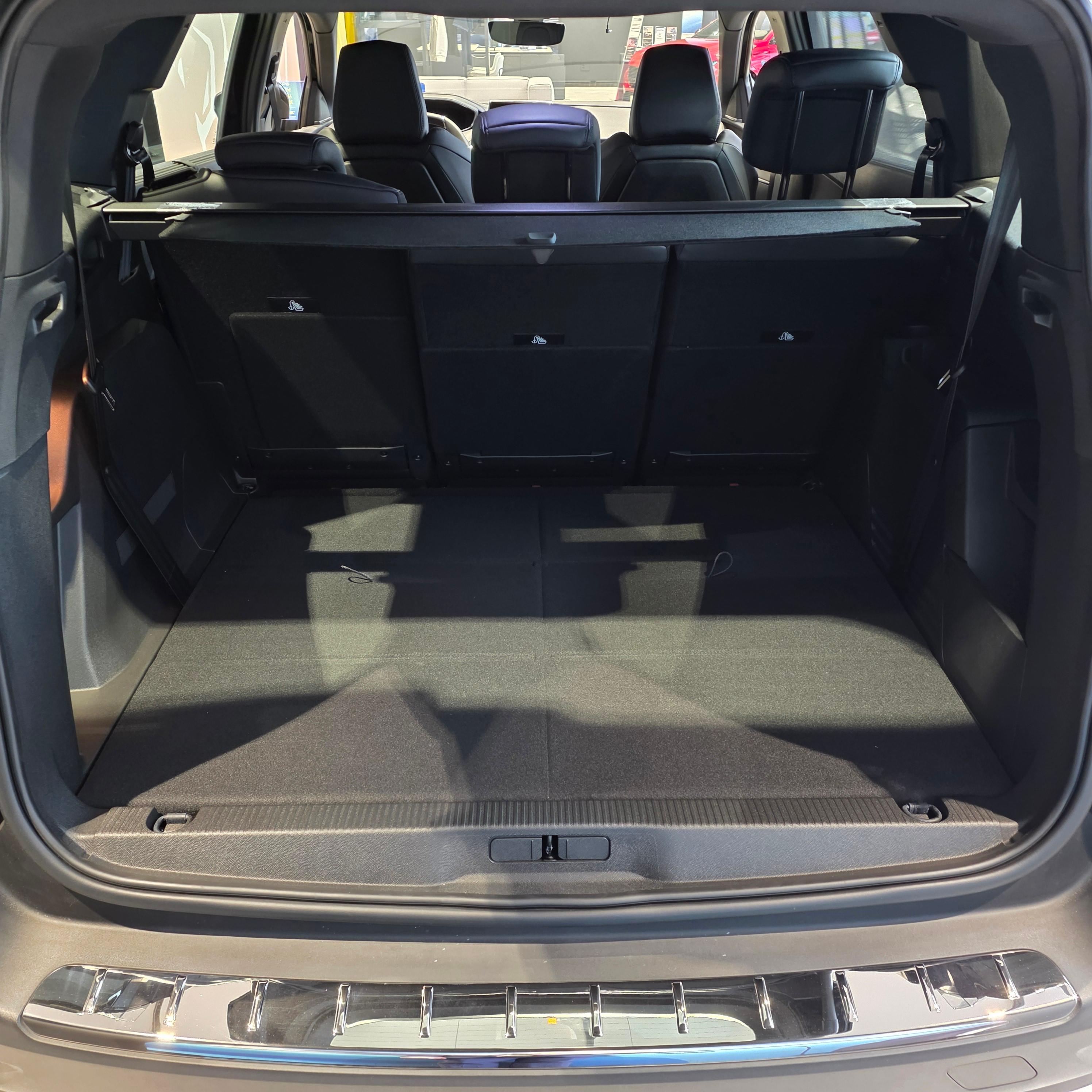 푸조 5008 프로모션