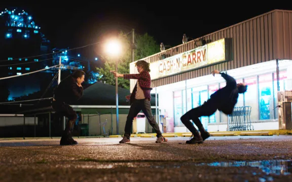 각성하여 사람을 죽인 마이크