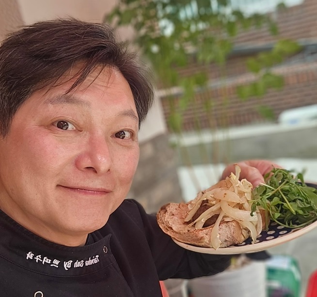 생생정보 오늘 또 방문 스타밥집 영화 친구 배우 서태화 추억의 맛 명동 함박스테이크 맛집 그릴데미그라스 