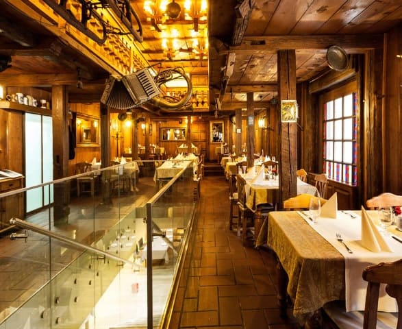 동유럽 부다페스트 헝가리 꼭 가봐야 할 음식점 Kiraly 100 Gastro Corner