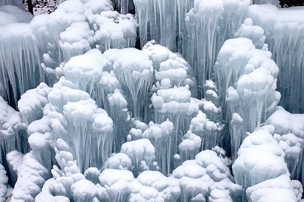 알프스 마을 눈 조각