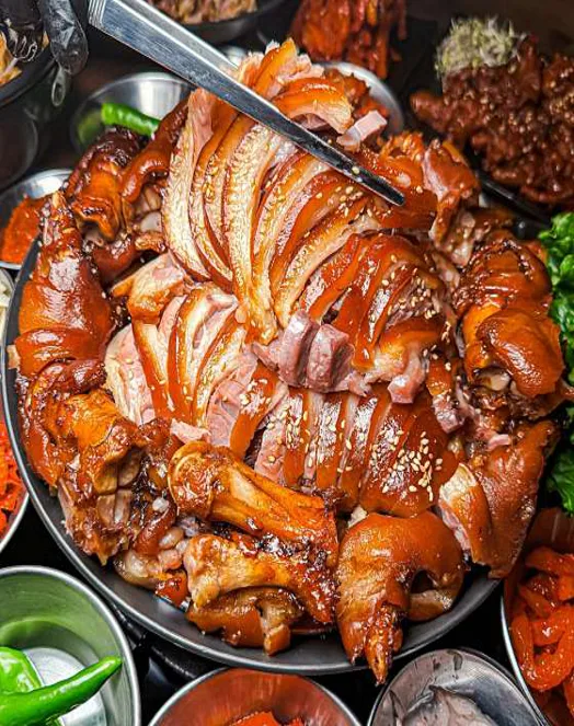 신촌정직한족발