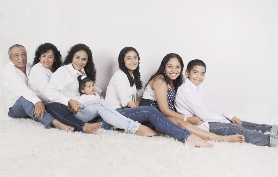 시부모님과의 가족 모임 시 대화하는 방법