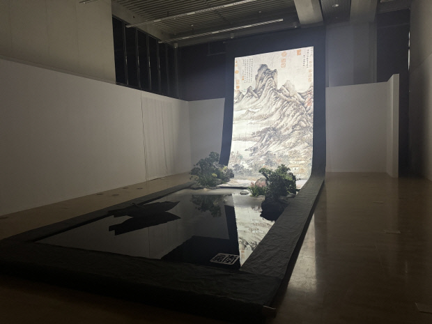 화가 현대 전시회 관련