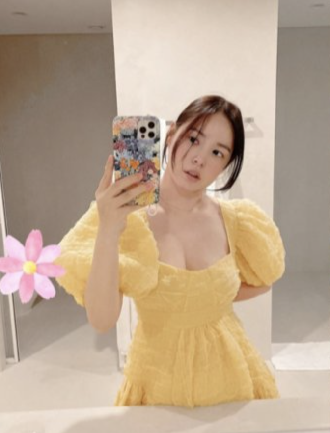 민효린 셀카 볼륨감