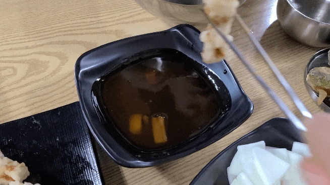 만복짬뽕집-탕수육-소스-찍어먹기