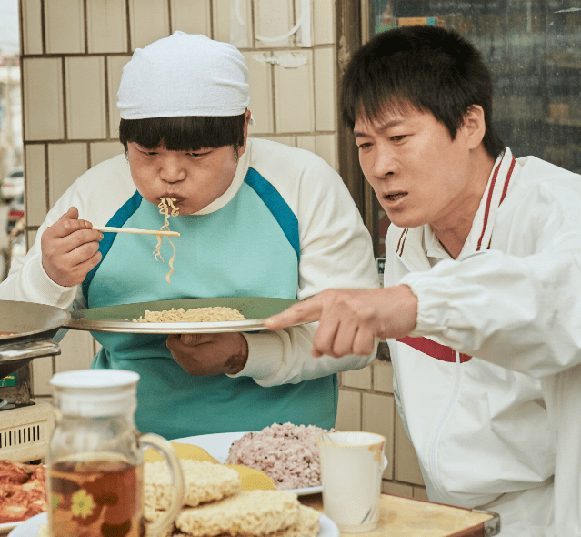 라면을-먹는-동생과-시헌