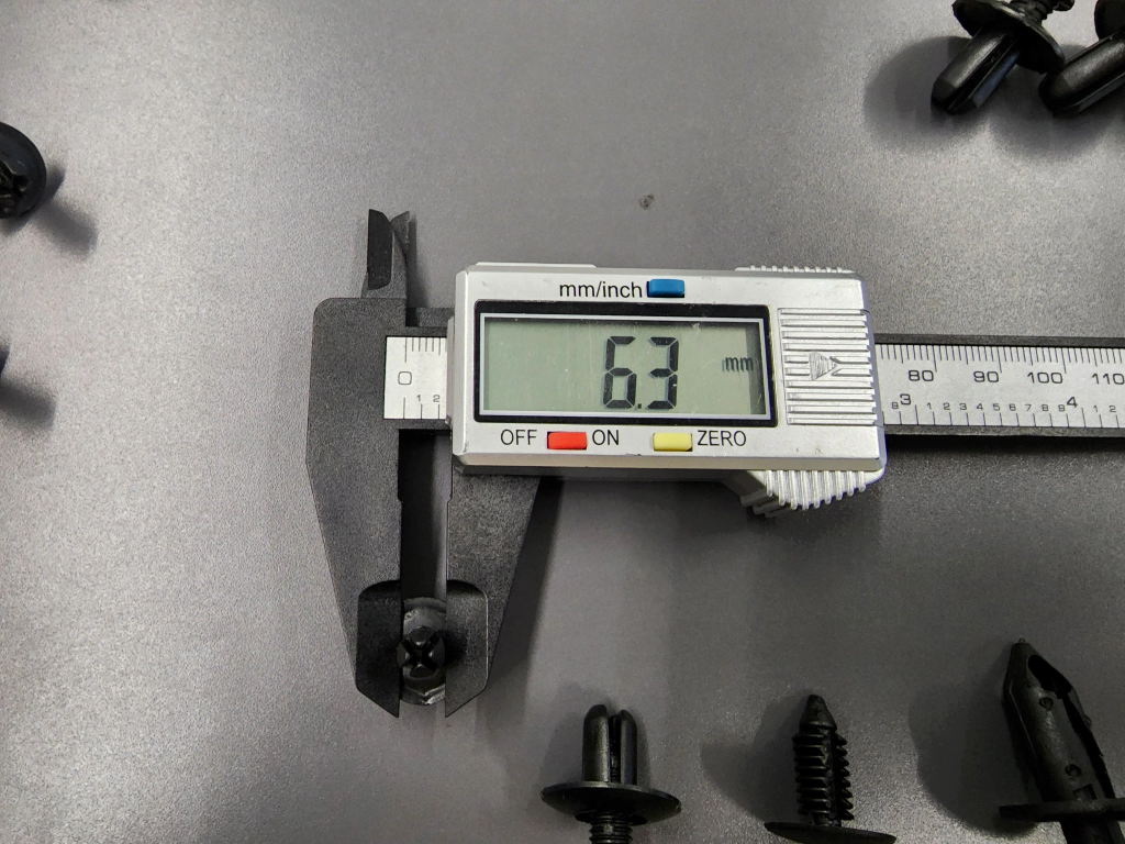 리테이너 고정 전 지름 측정 결과