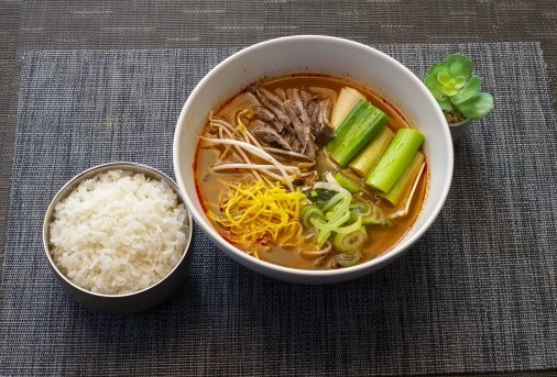 안성휴게소 - 사누끼 육개장 우동