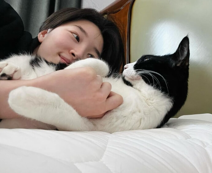 원지안 고양이 반려묘와 사진