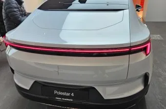 폴스타4 가격 보조금 제원 배터리 트렁크_18