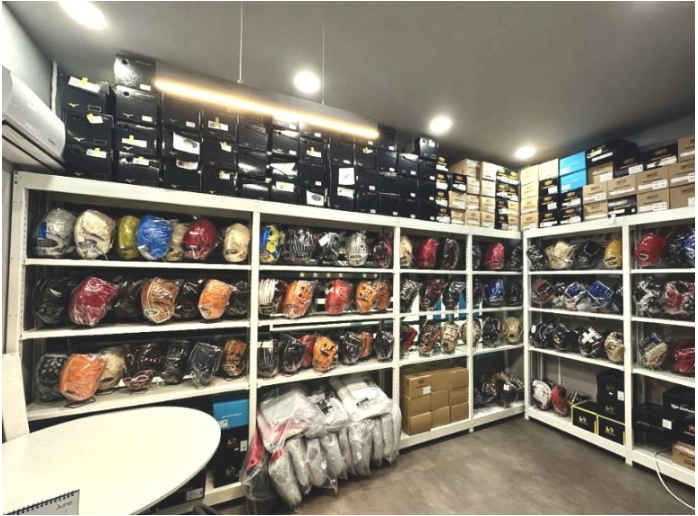 짱베이스볼 매장 내부